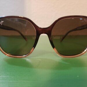 Maui Jim - GOOD FUN - Sunglasses -- MINT !!!